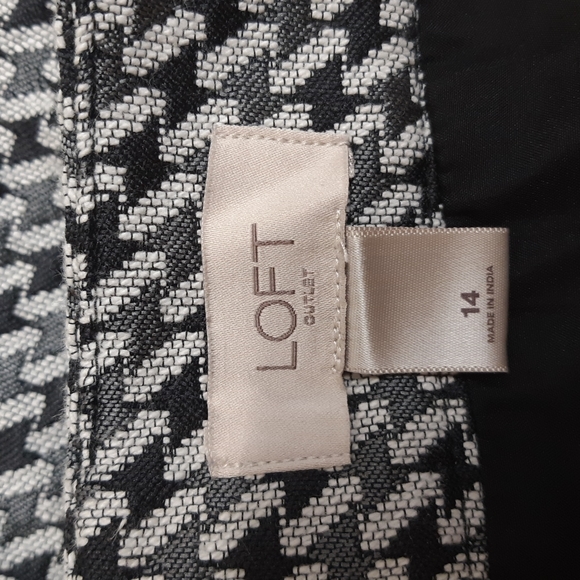 Ann Taylor LOFT Factory Skirt - Picture 6 of 7